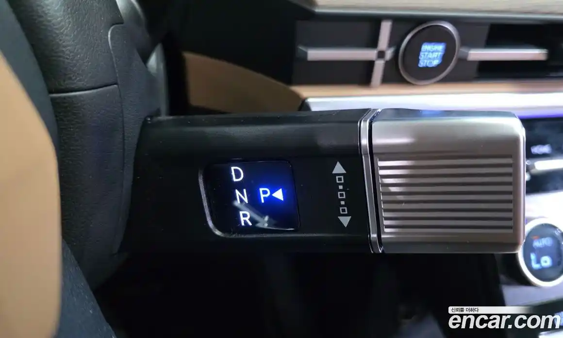 Hyundai Santa Fe 2024 2.5 автомат (гидро), фото 12