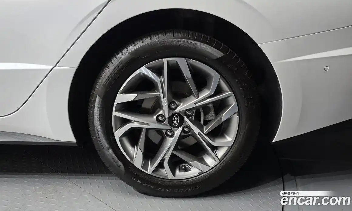 Hyundai Sonata 2021 2.0 автомат (гидро), фото 7