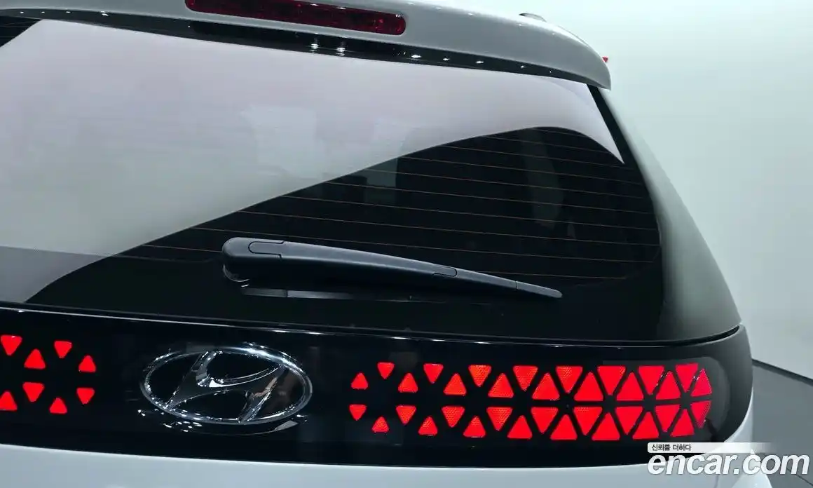 Hyundai Casper 2023 1.0 автомат (гидро), фото 30
