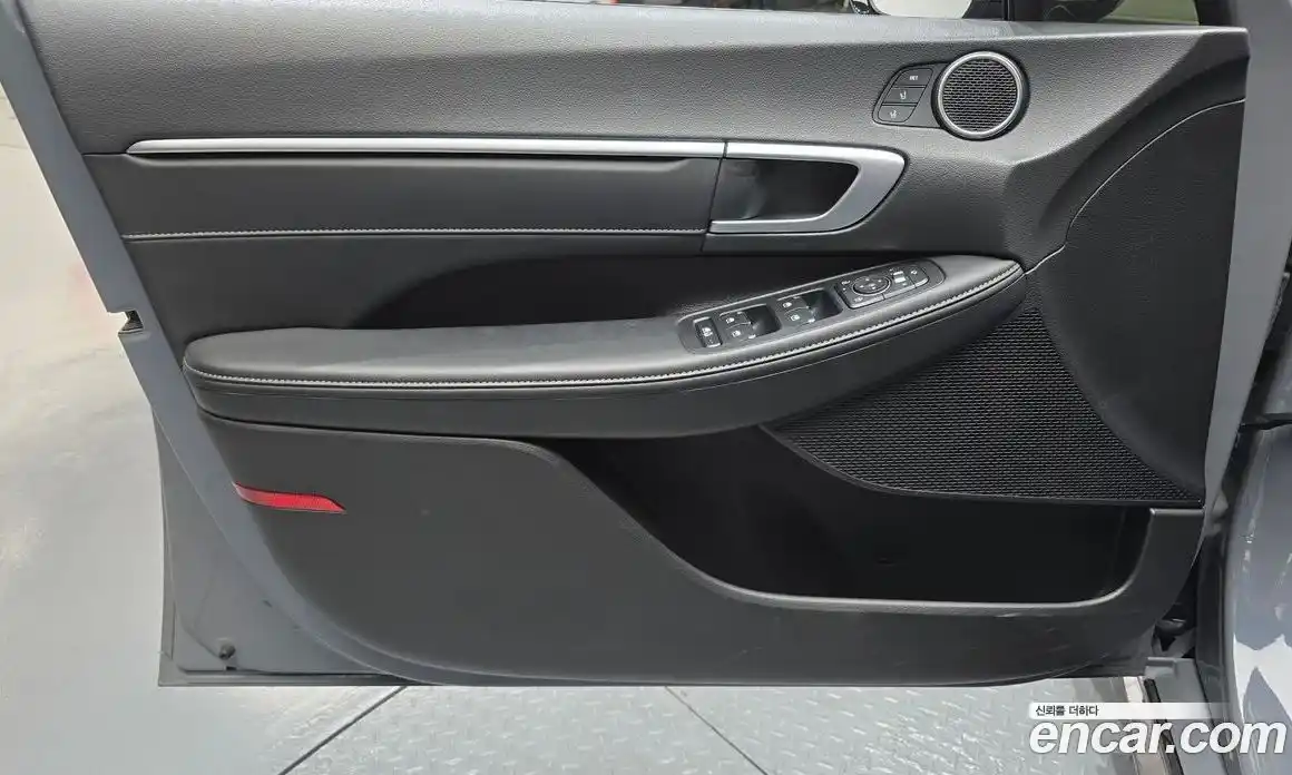 Hyundai Sonata 2024 2.0 автомат (гидро), фото 14