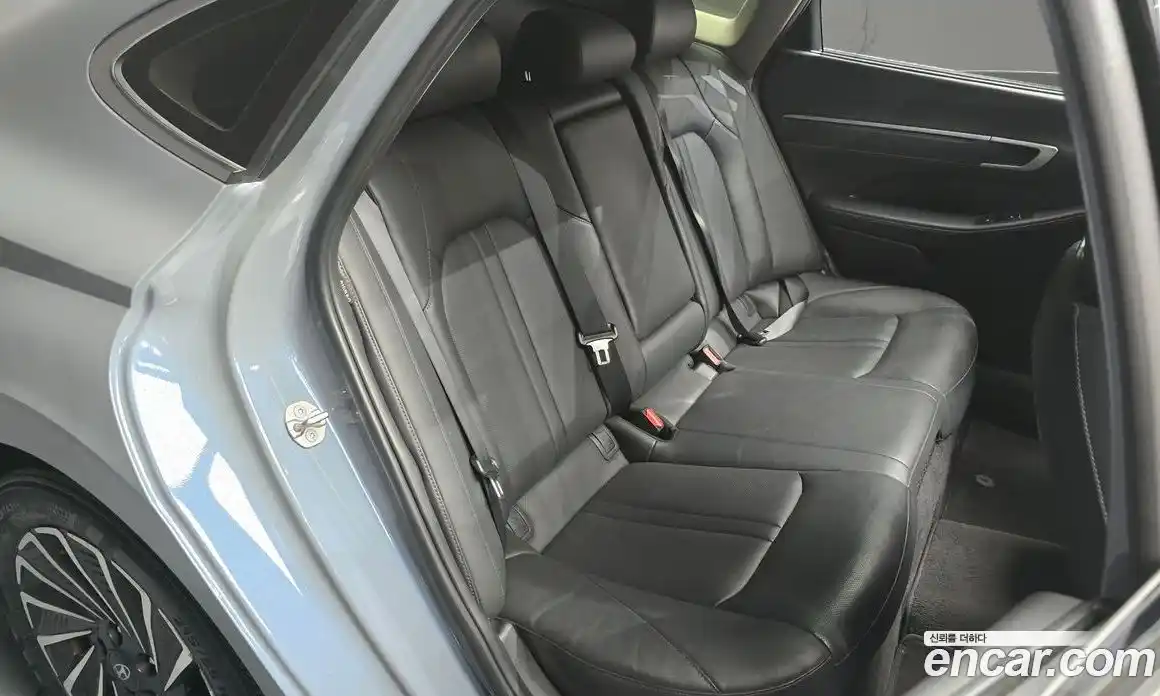Hyundai Sonata 2024 2.0 автомат (гидро), фото 17