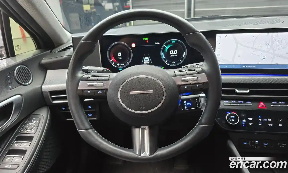 Hyundai Sonata 2024 2.0 автомат (гидро), фото 19