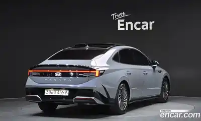 Hyundai Sonata 2024 2.0 автомат (гидро), миниатюра 2