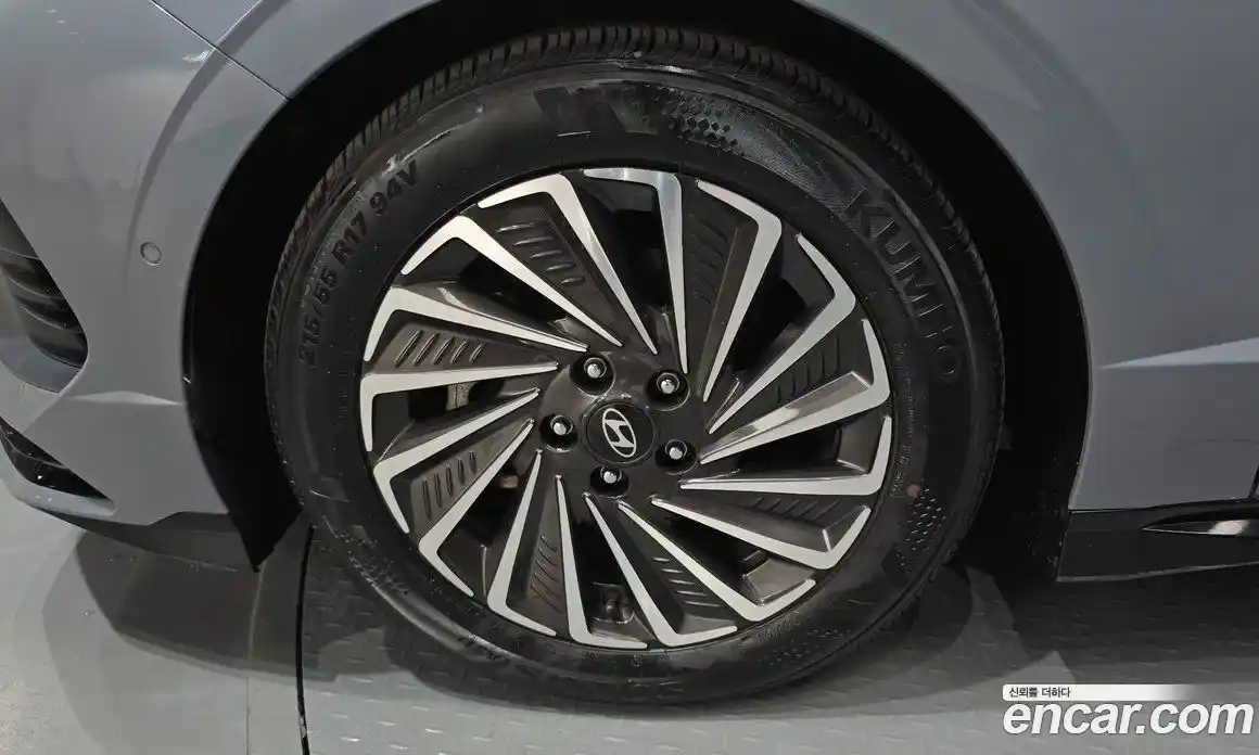 Hyundai Sonata 2024 2.0 автомат (гидро), фото 5
