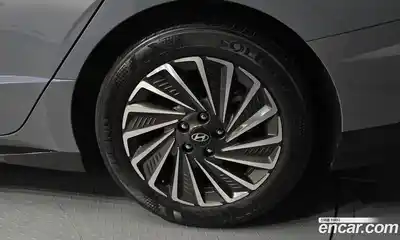 Hyundai Sonata 2024 2.0 автомат (гидро), миниатюра 7