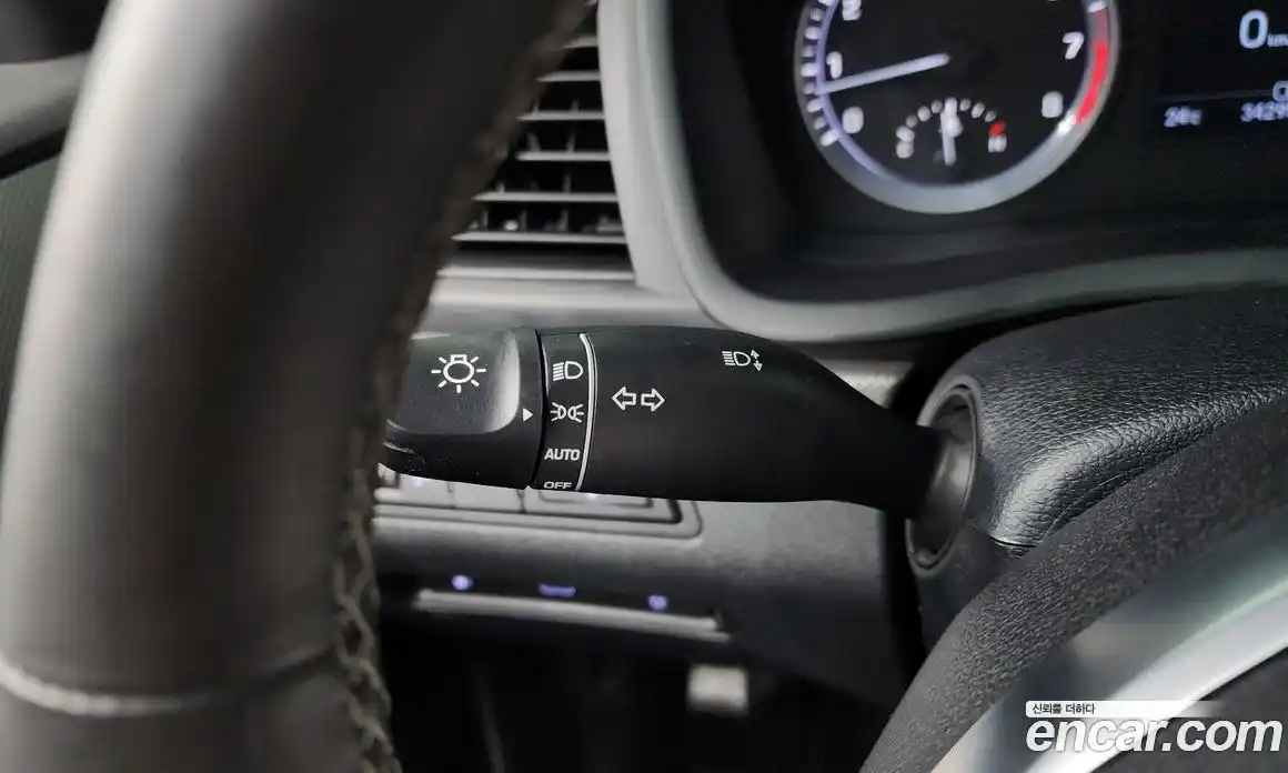 Hyundai Sonata 2019 2.0 автомат (гидро), фото 17