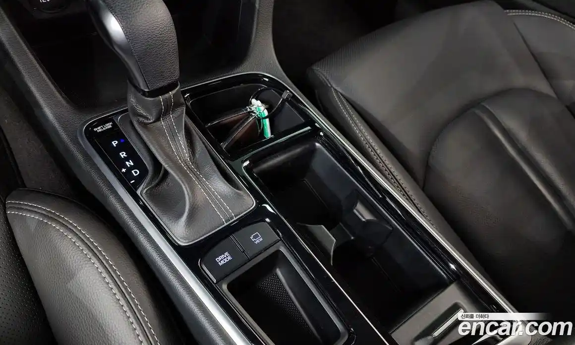 Hyundai Sonata 2019 2.0 автомат (гидро), фото 9