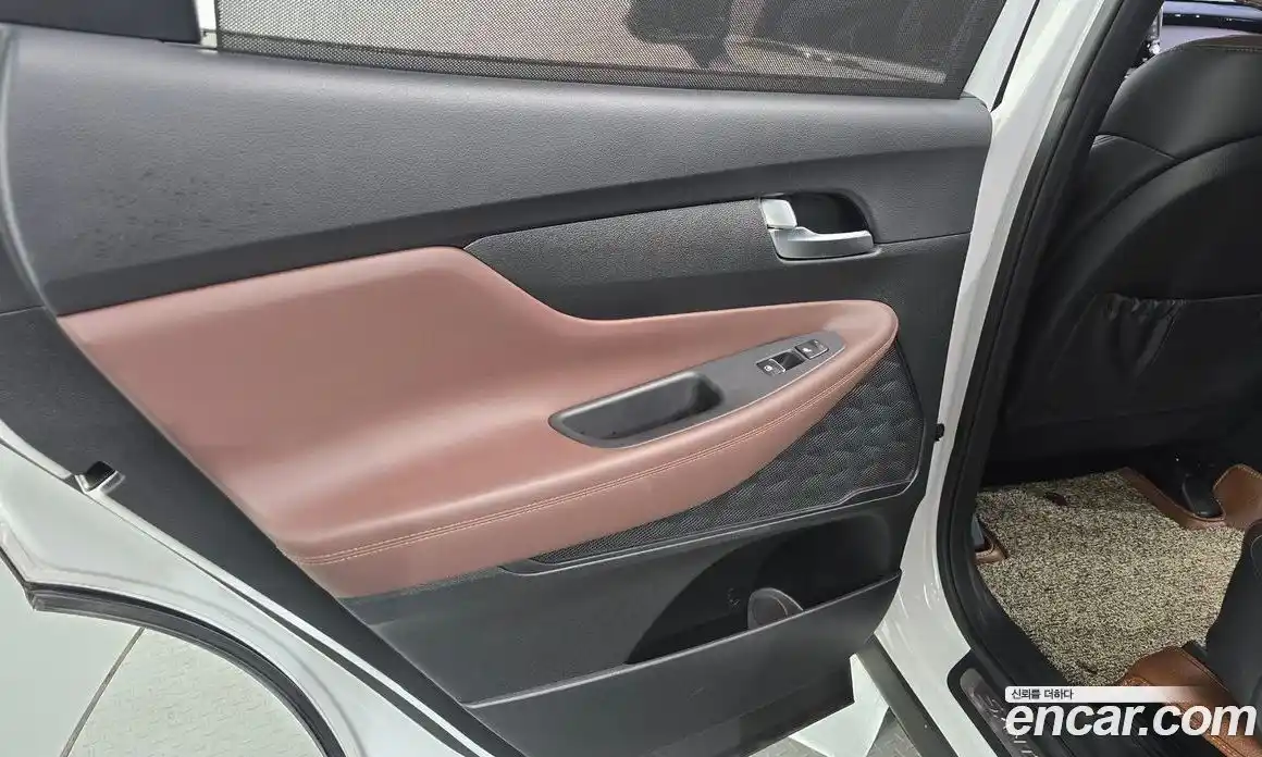 Hyundai Santa Fe 2018 2.0 автомат (гидро), фото 15