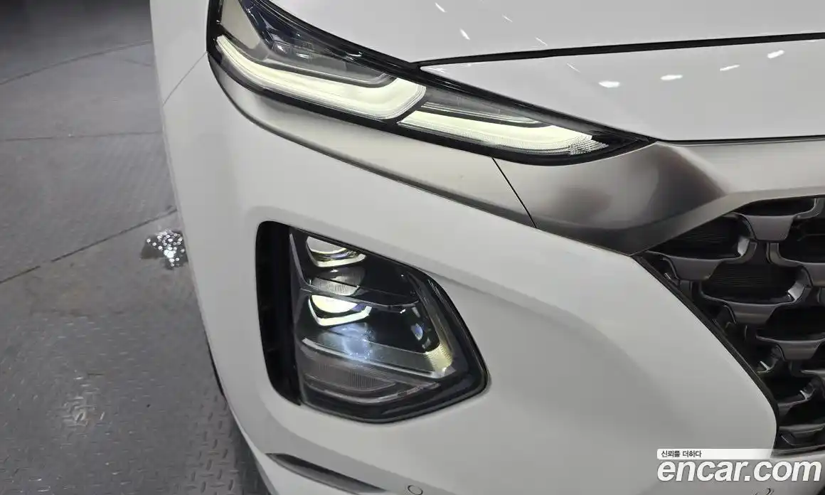 Hyundai Santa Fe 2018 2.0 автомат (гидро), фото 8
