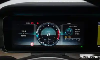 Mercedes-Benz E-Class 2018 2.0 автомат (гидро), миниатюра 11