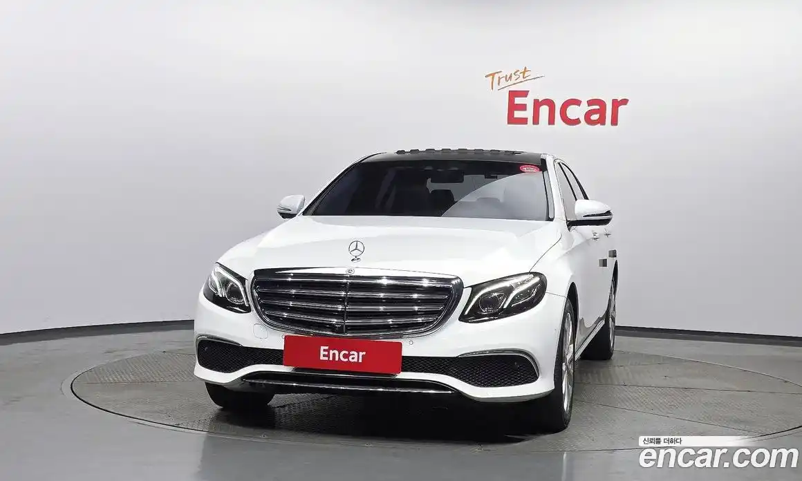 Mercedes-Benz E-Class 2018 2.0 автомат (гидро), фото 3