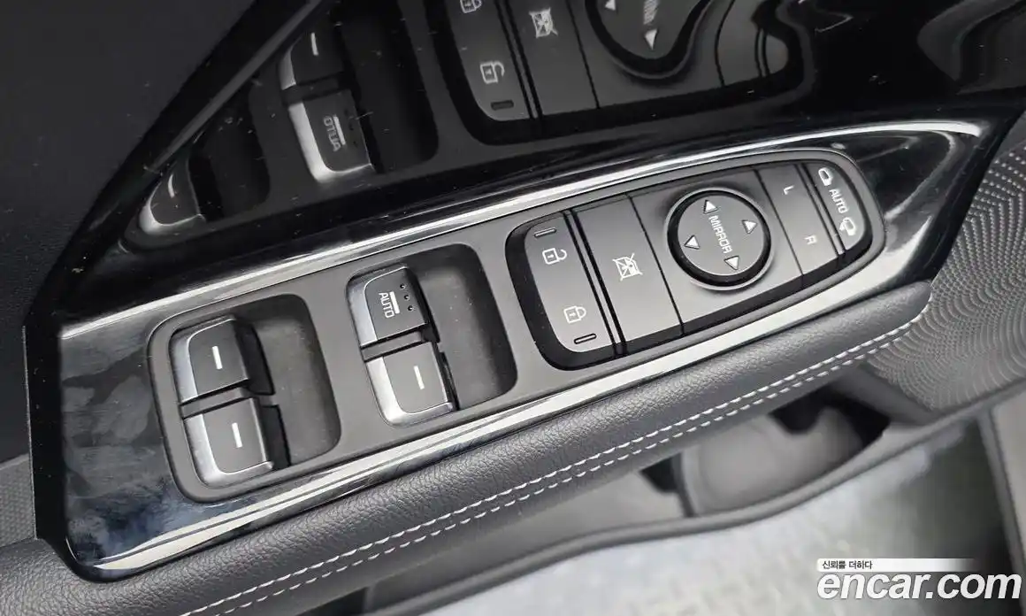 Kia Niro 2021 1.6 автомат (гидро), фото 29