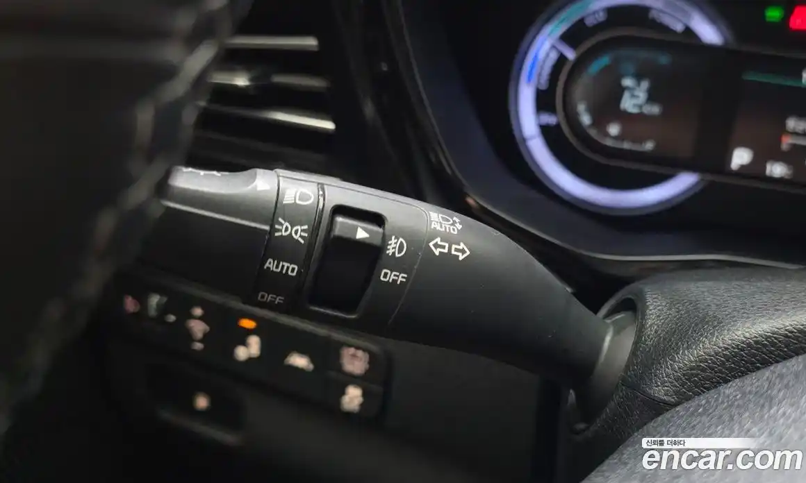 Kia Niro 2021 1.6 автомат (гидро), фото 30
