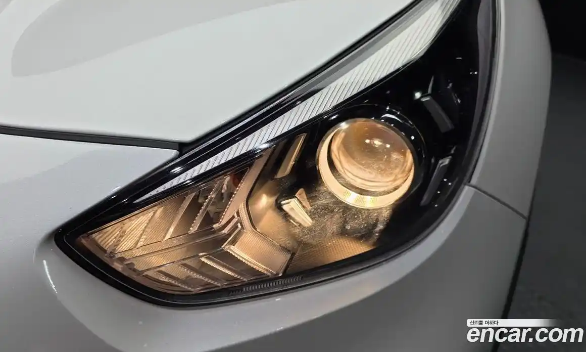 Kia Niro 2021 1.6 автомат (гидро), фото 8