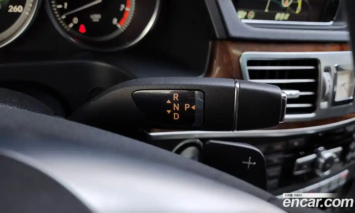 Mercedes-Benz E-Class 2014 3.5 автомат (гидро), фото 9