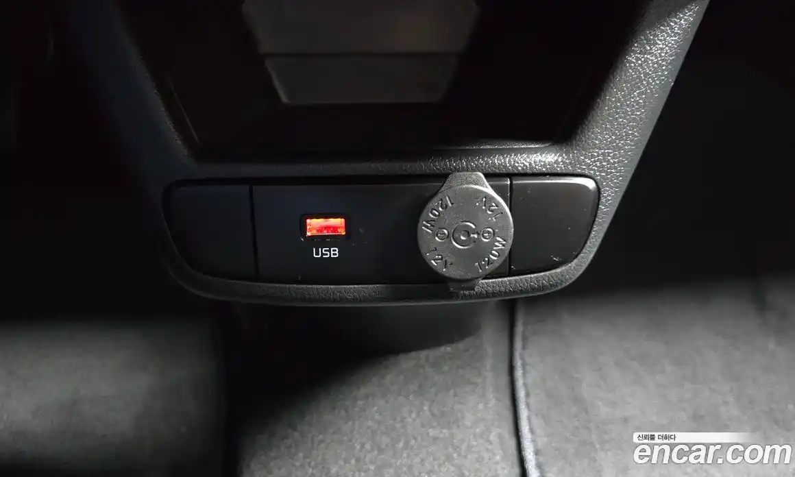 Kia Ray 2024 1.0 автомат (гидро), фото 19