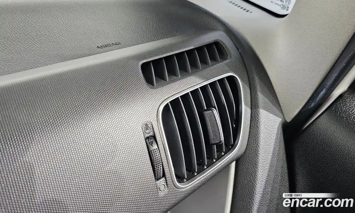 Kia Ray 2022 1.0 автомат (гидро), фото 29