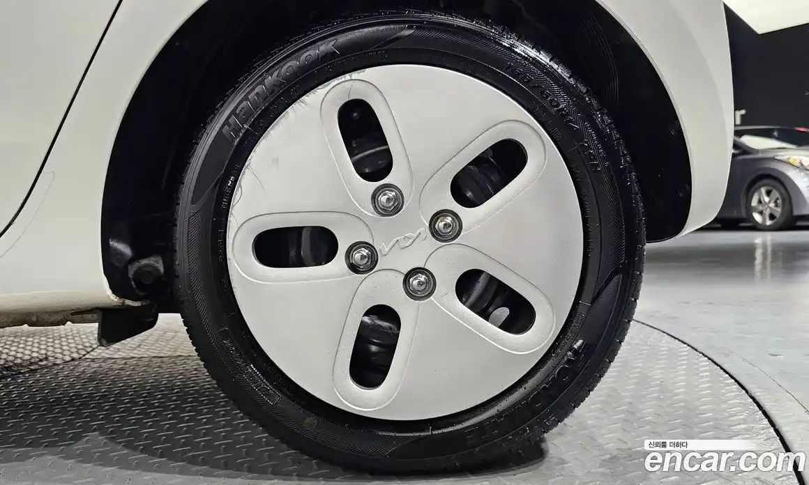 Kia Ray 2022 1.0 автомат (гидро), фото 7
