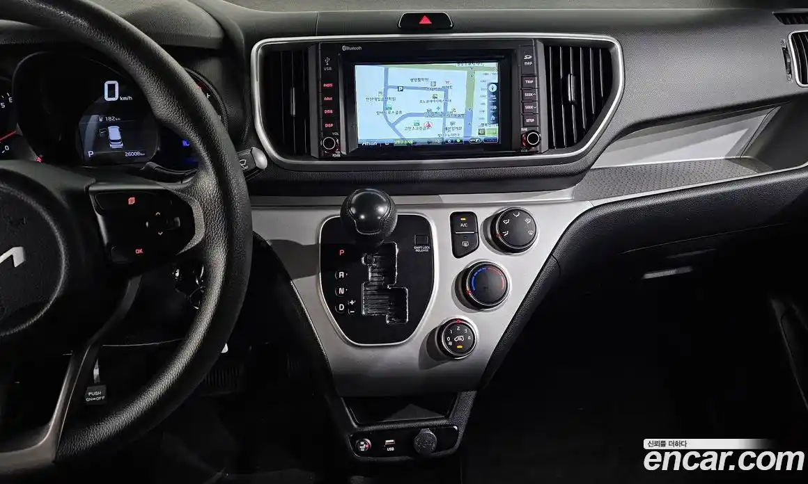 Kia Ray 2022 1.0 автомат (гидро), фото 10