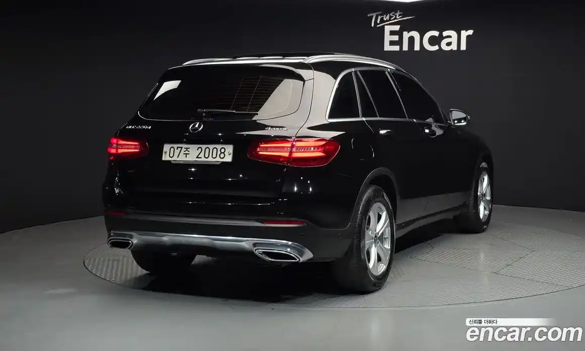 Mercedes-Benz GLC-Class 2017 2.1 гидро, фото 2 Mercedes-Benz GLC-Class 2017 2.1 гидро, фото 2
