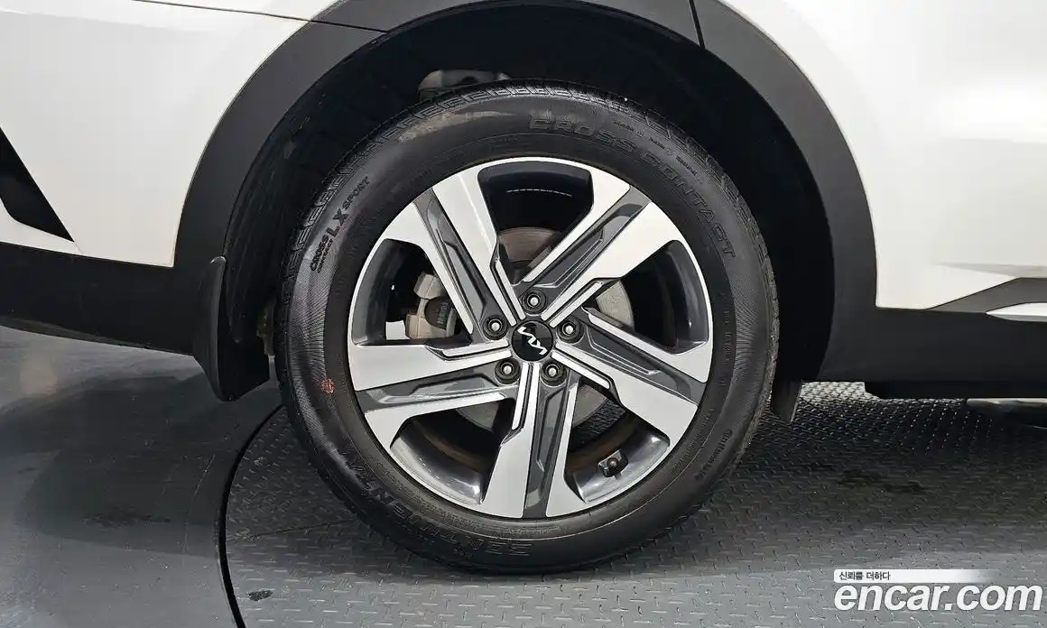 Kia Sorento 2022 1.6 автомат (гидро), фото 5