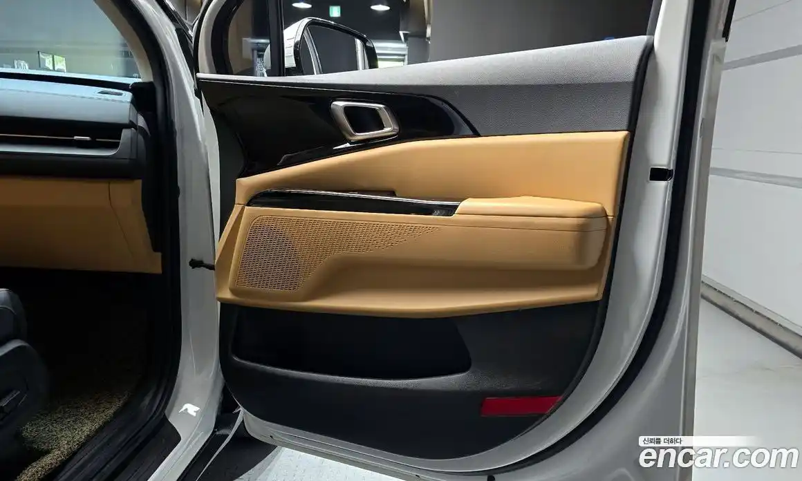 Kia Carnival 2023 3.5 автомат (гидро), фото 15