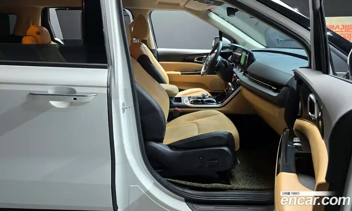 Kia Carnival 2023 3.5 автомат (гидро), фото 16