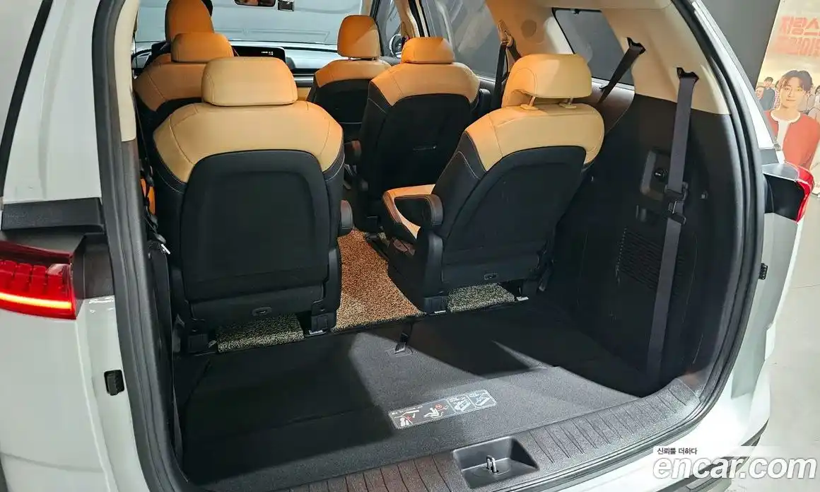 Kia Carnival 2023 3.5 автомат (гидро), фото 30