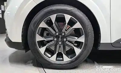 Kia Carnival 2023 3.5 автомат (гидро), миниатюра 5