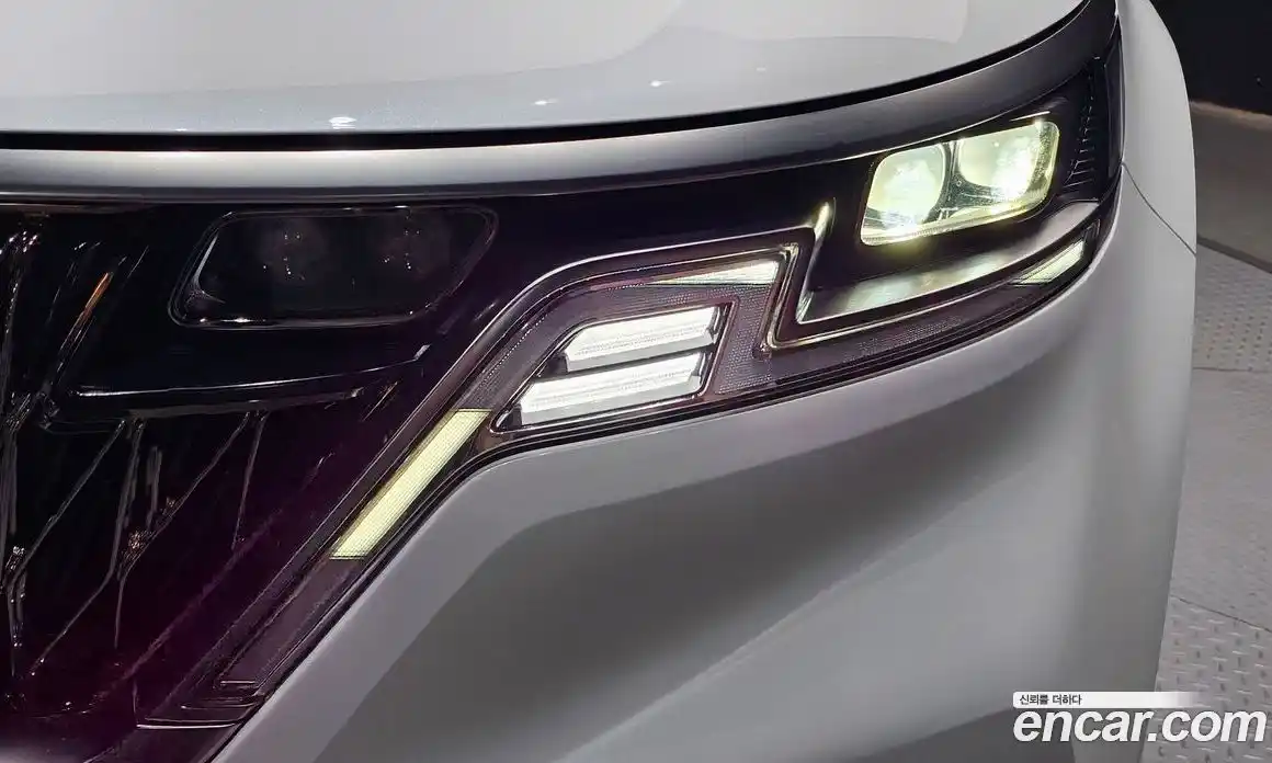 Kia Carnival 2023 3.5 автомат (гидро), фото 8