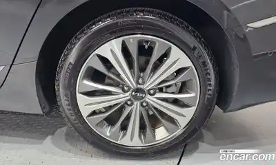 Kia K8 2024 1.6 автомат (гидро), миниатюра 4