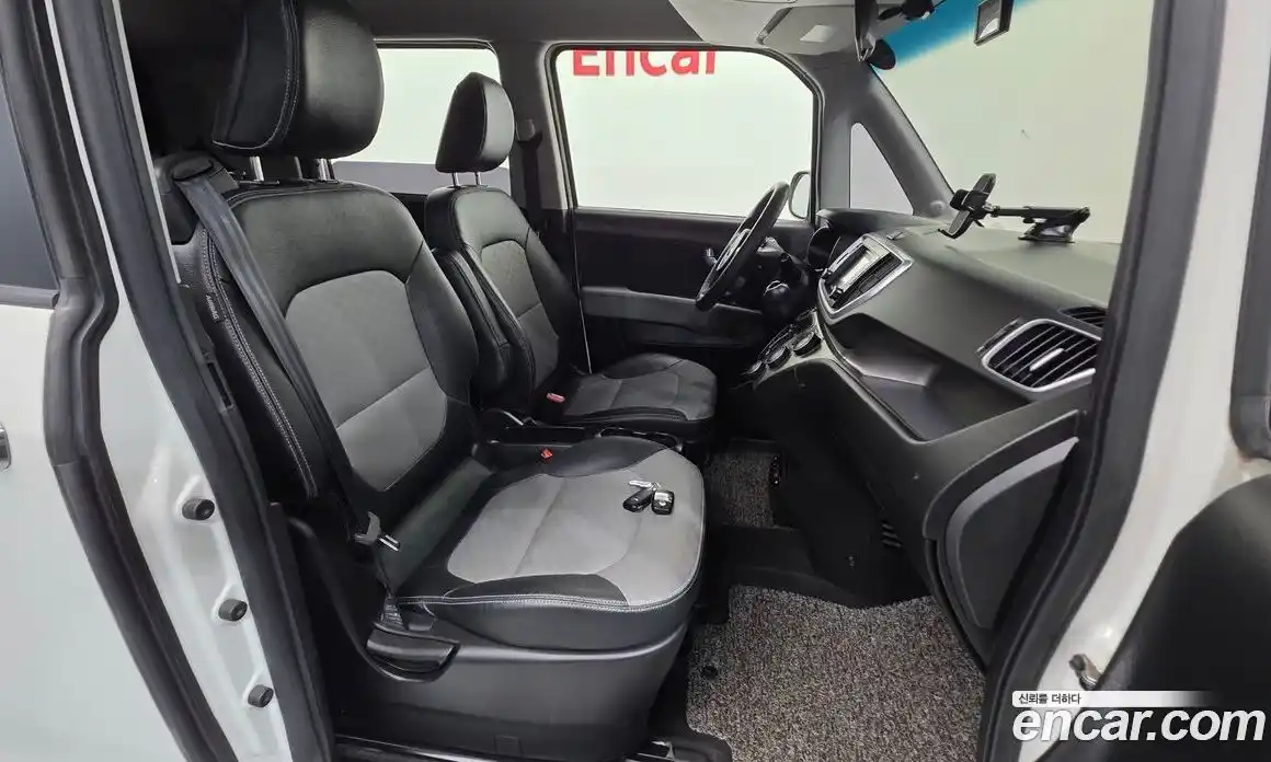 Kia Ray 2018 1.0 автомат (гидро), фото 13