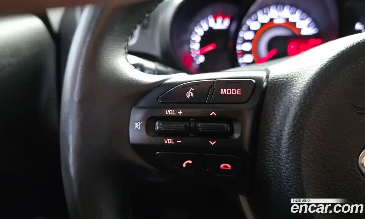 Kia Ray 2018 1.0 автомат (гидро), фото 21