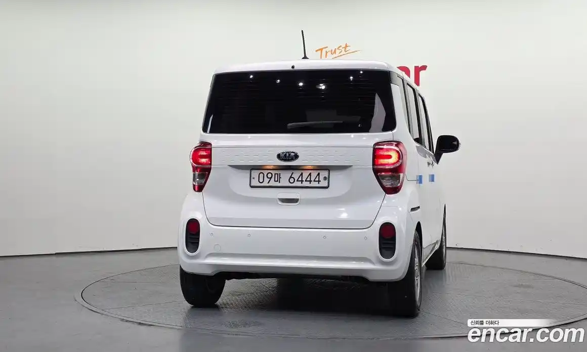 Kia Ray 2018 1.0 автомат (гидро), фото 4