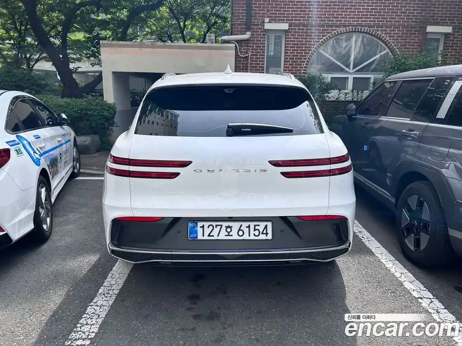 Genesis GV70 2026 2.5 автомат (гидро), фото 4