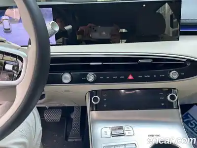 Genesis GV70 2026 2.5 автомат (гидро), миниатюра 6