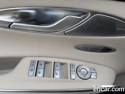 Genesis GV70 2026 2.5 автомат (гидро), миниатюра 10