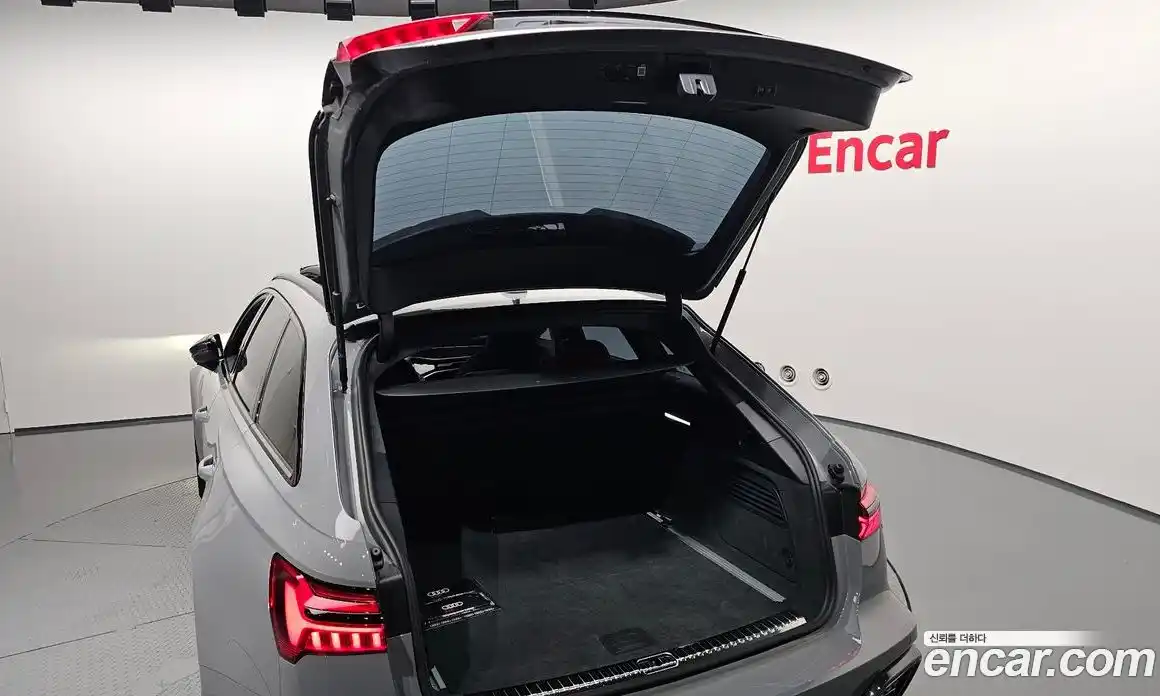 Audi RS6 2025 4.0 автомат (гидро), фото 30