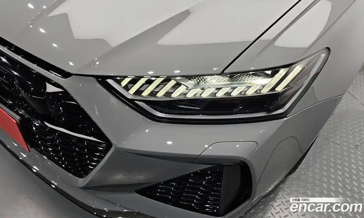 Audi RS6 2025 4.0 автомат (гидро), фото 8