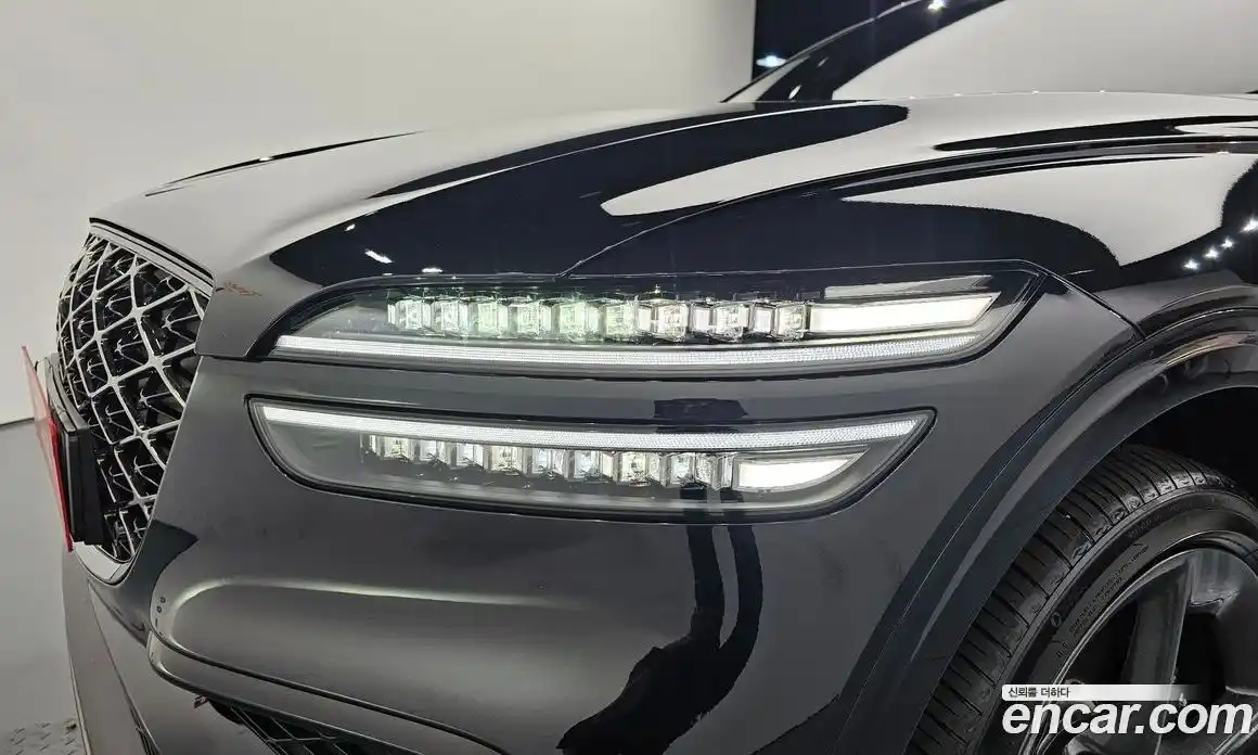 Genesis GV70 2025 2.5 автомат (гидро), фото 8