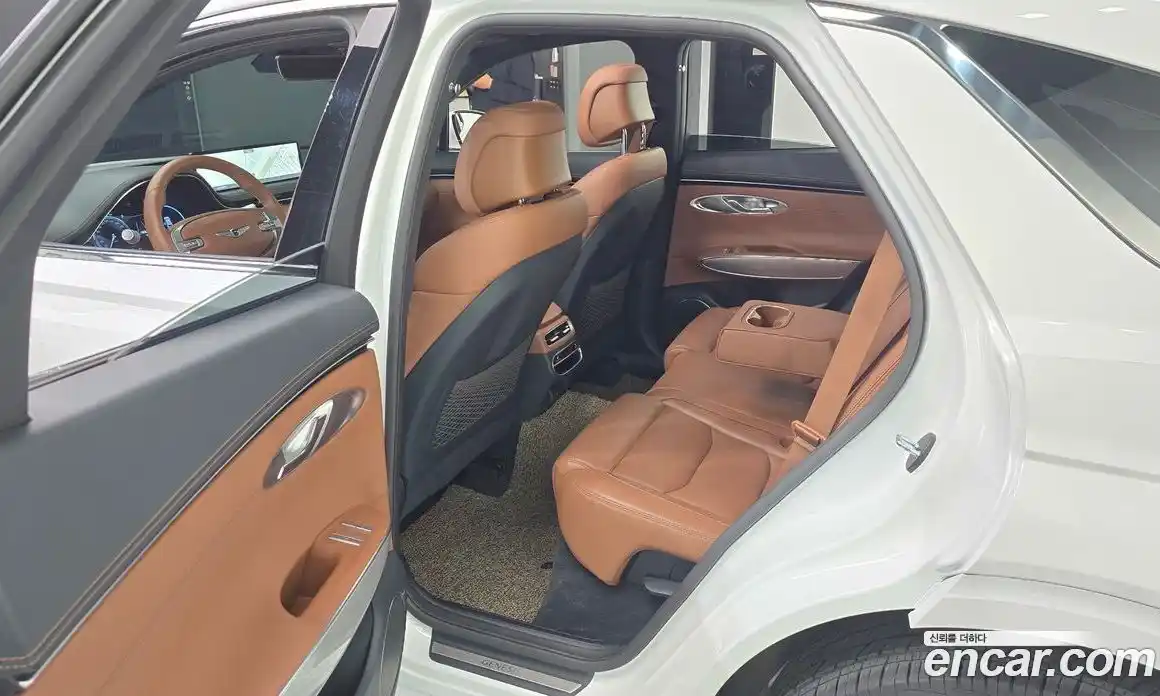 Genesis GV70 2023 2.5 автомат (гидро), фото 11