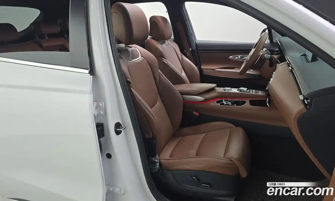 Genesis GV70 2023 2.5 автомат (гидро), фото 12