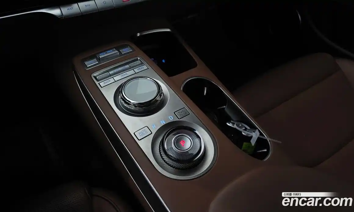 Genesis GV70 2023 2.5 автомат (гидро), фото 9