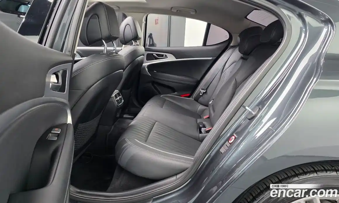 Genesis G70 2018 2.0 автомат (гидро), фото 17