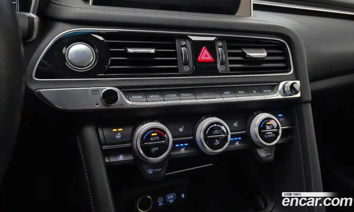 Genesis G70 2018 2.0 автомат (гидро), фото 22