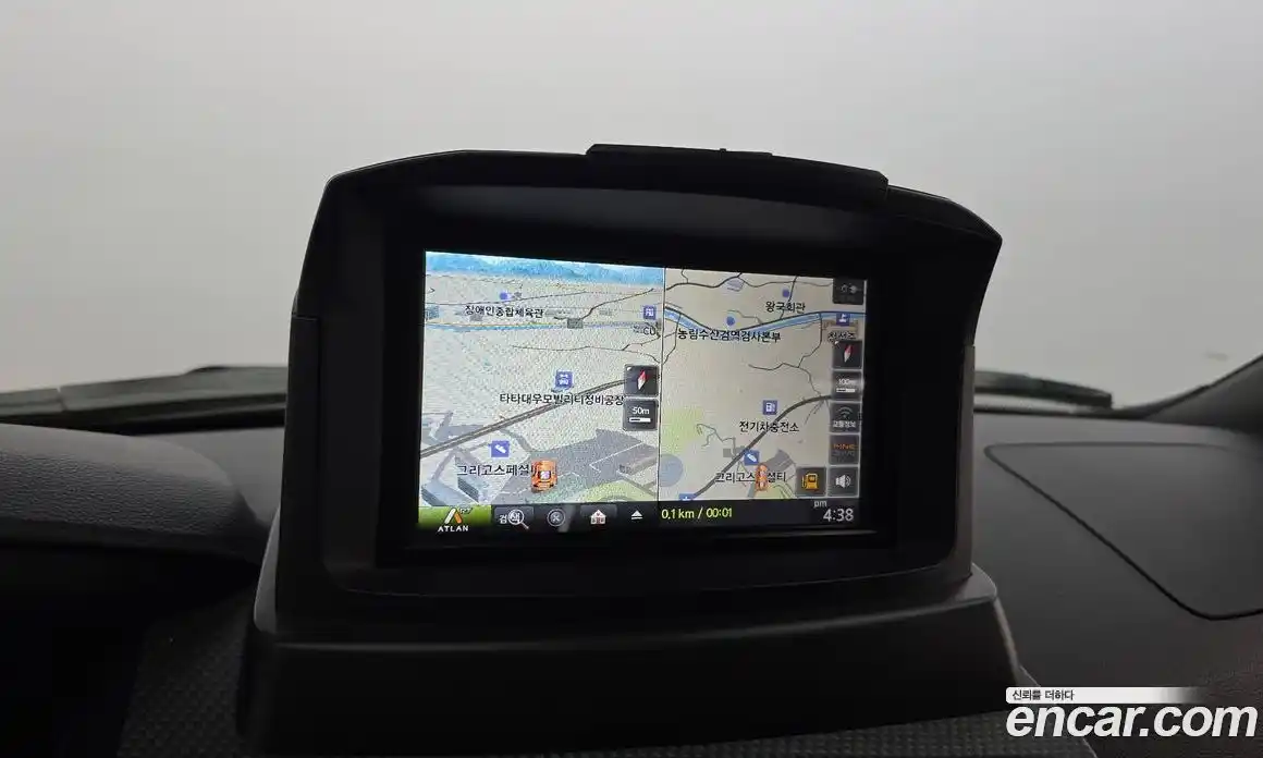 SsangYong Korando 2014 2.0 автомат (гидро), фото 15