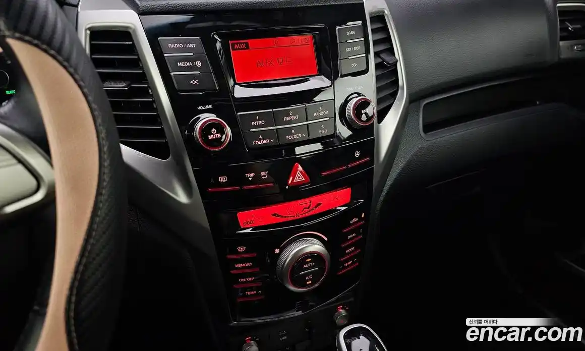 SsangYong TIBOLI 2015 1.6 автомат (гидро), фото 24