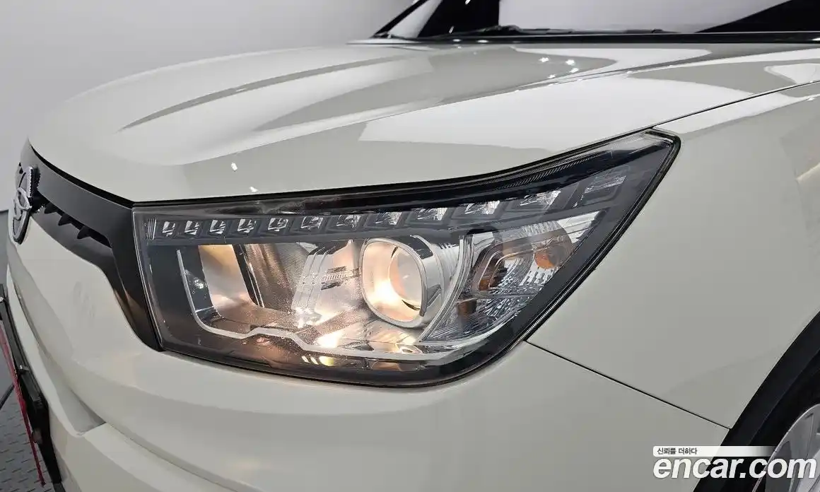 SsangYong TIBOLI 2015 1.6 автомат (гидро), фото 8