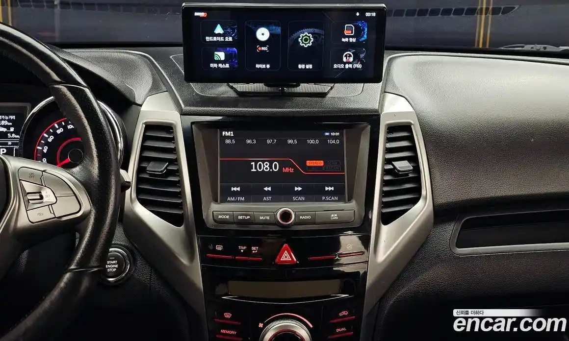 SsangYong TIBOLI 2015 1.6 автомат (гидро), фото 14