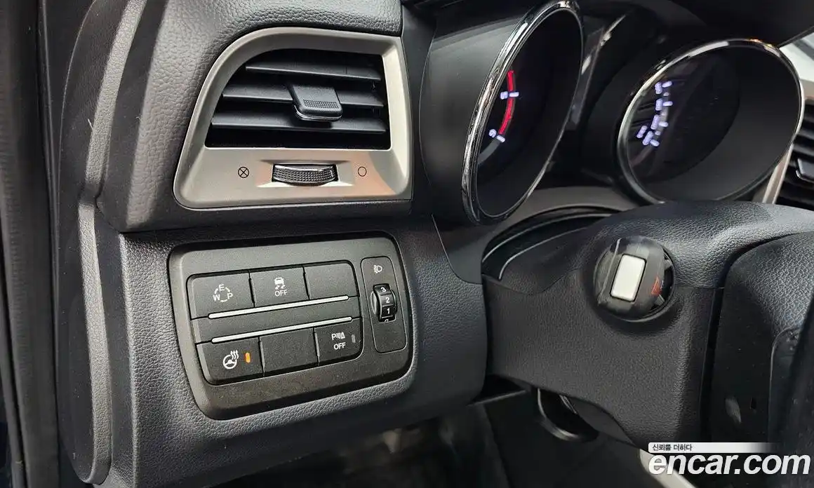 SsangYong TIBOLI 2015 1.6 автомат (гидро), фото 17